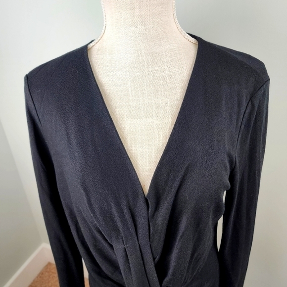 Etcetera Women’s Long Sleeve Twist Front V Neck Blouse Top Black Size Large - Picture 3 of 9